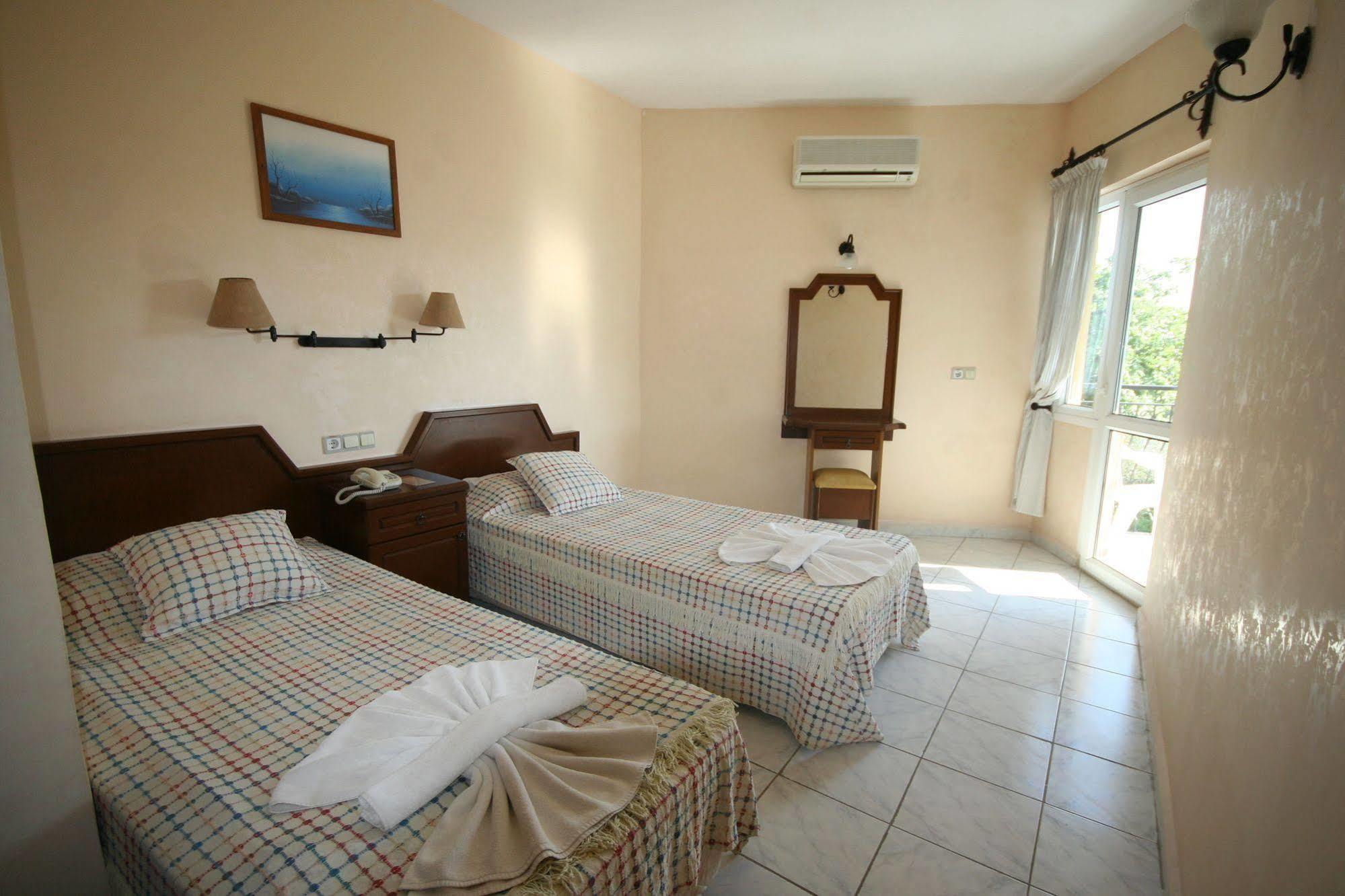 Cypriot Hotel Ολουντενίζ Εξωτερικό φωτογραφία